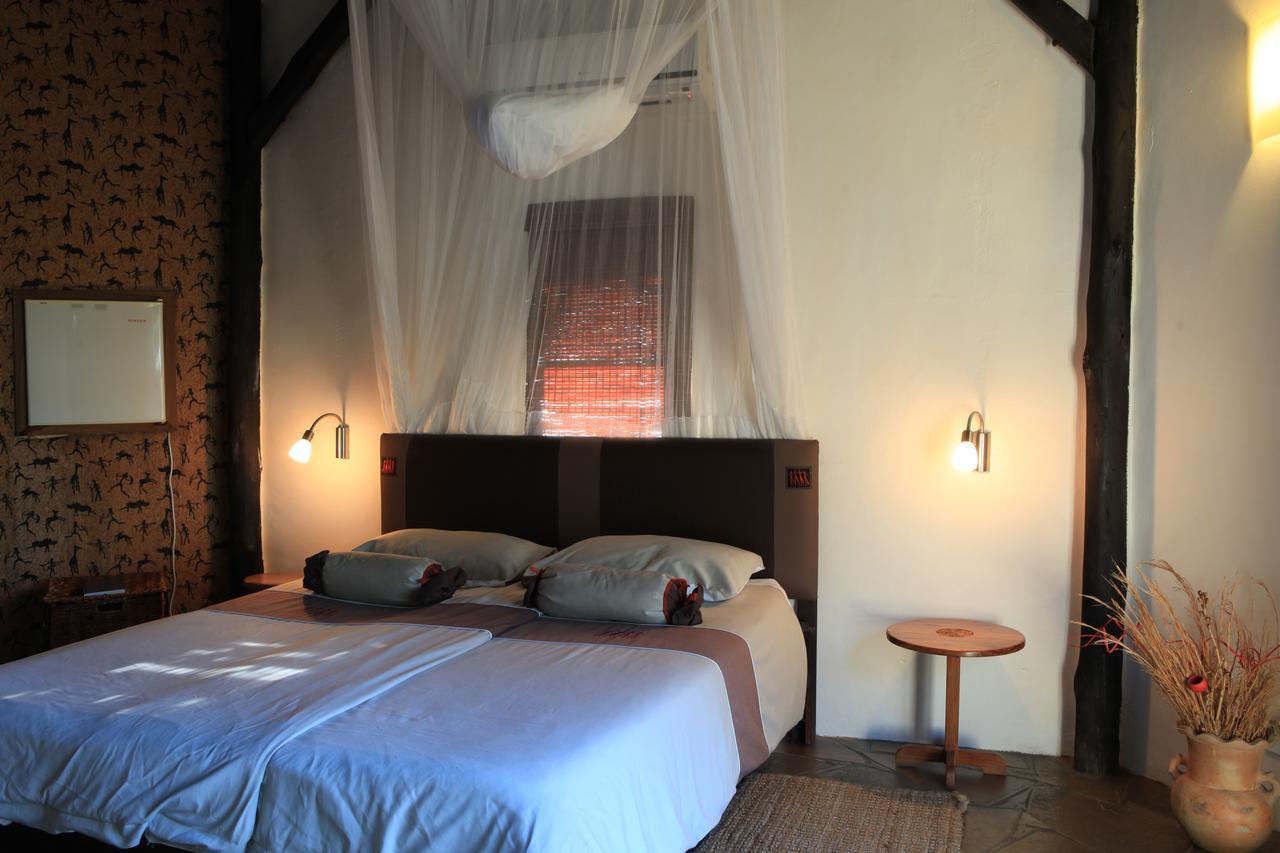 Immanuel Wilderness Lodge Windhoek Extérieur photo